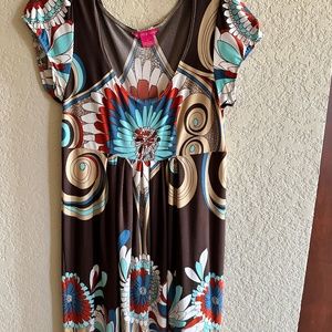 Sunny Leigh Scoop Neck Short Sleeve Dress